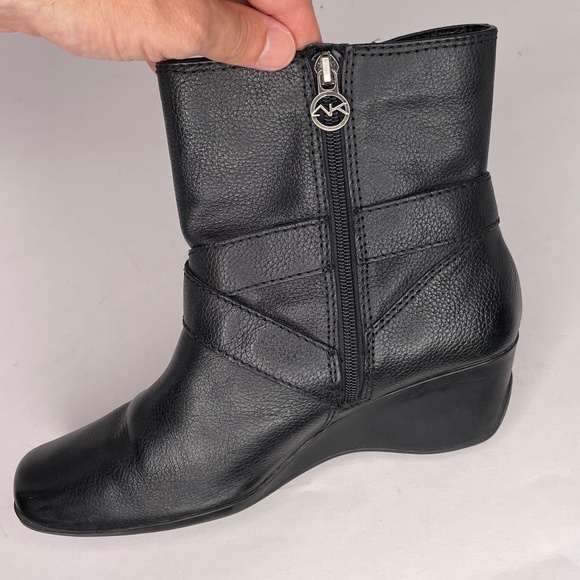 Anne Klein Sport Wedge Booties Women Sz 9 Montague Black Leather Silver Buckle - Picture 4 of 15